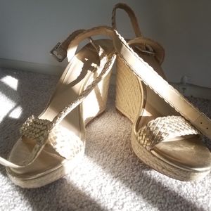 Ann Taylor gold wedges